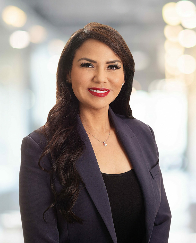 Yasmin Davidds testimonial headshot